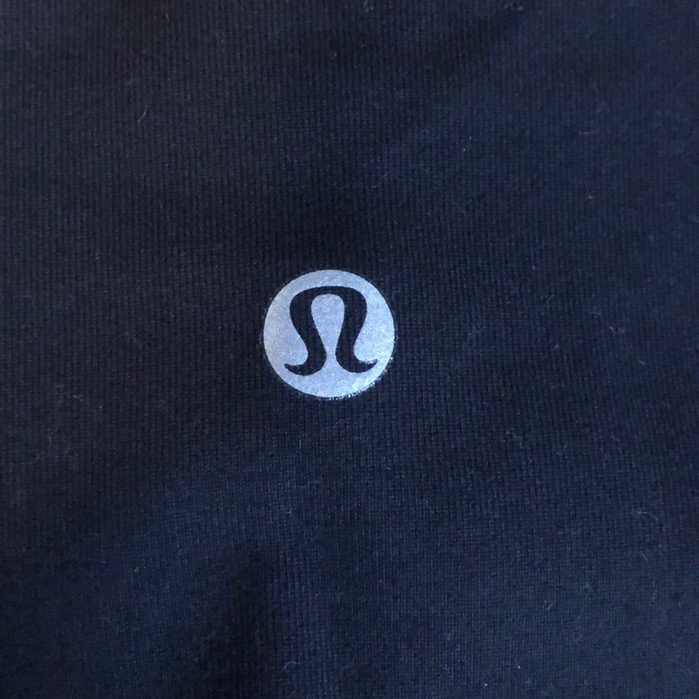 ONLY WORN ONCE LULULEMON ALIGN CROP